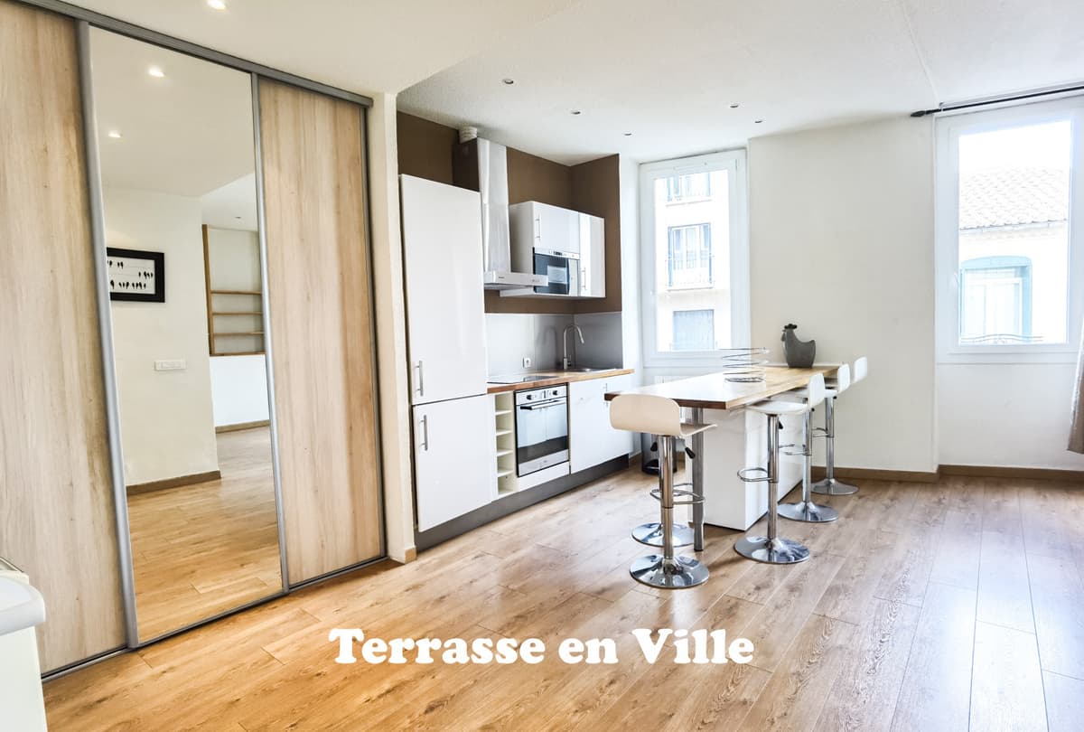 13007 - Endoume - T1/2 non Meublé - 830€