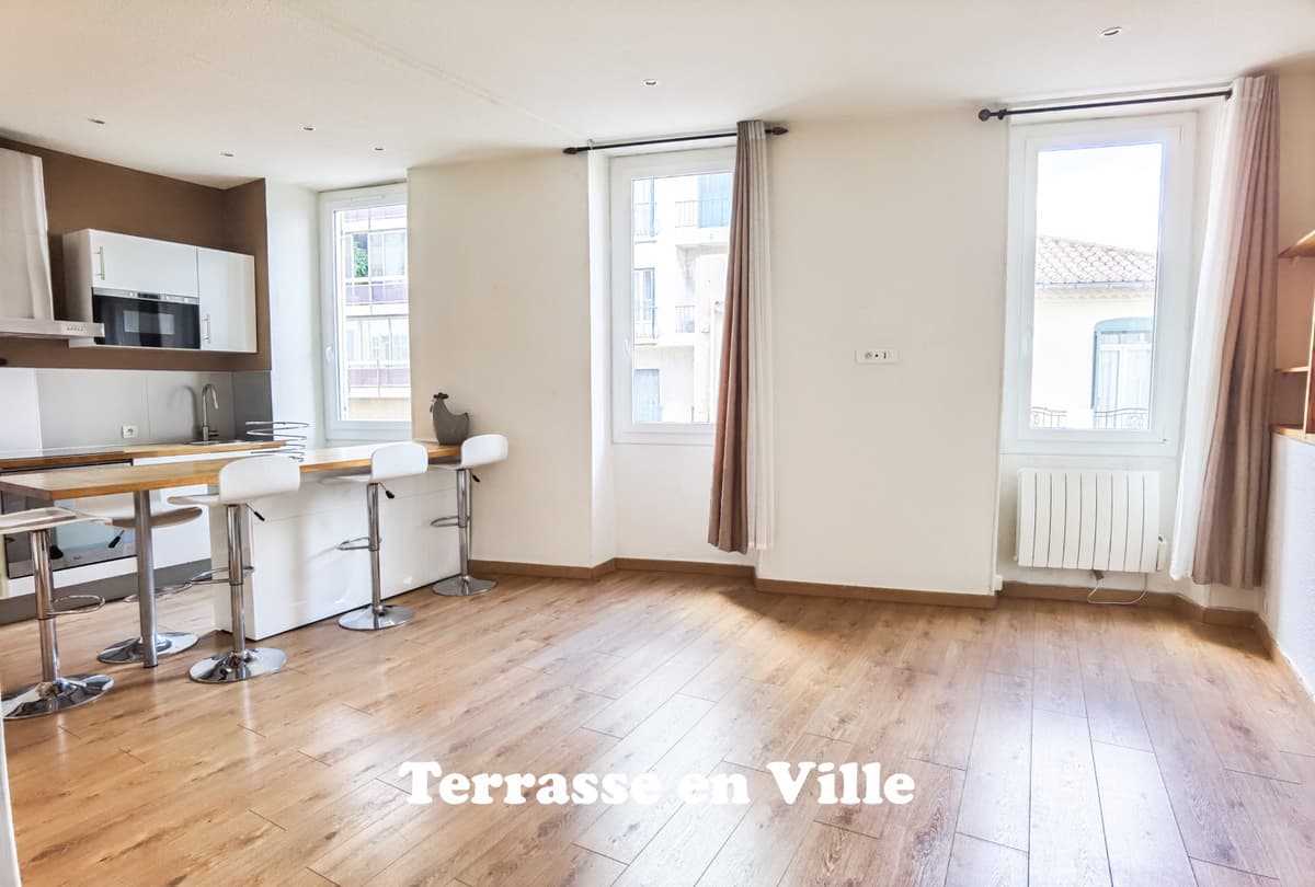 13007 - Endoume - T1/2 non Meublé - 830€ - 2