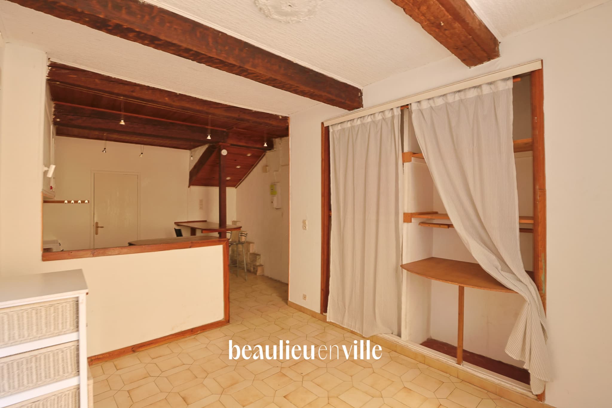 EXCLUSIVITE - PANIER / ACCOULES - STUDIO 29m2 - CAVE - 98 000€ - 2