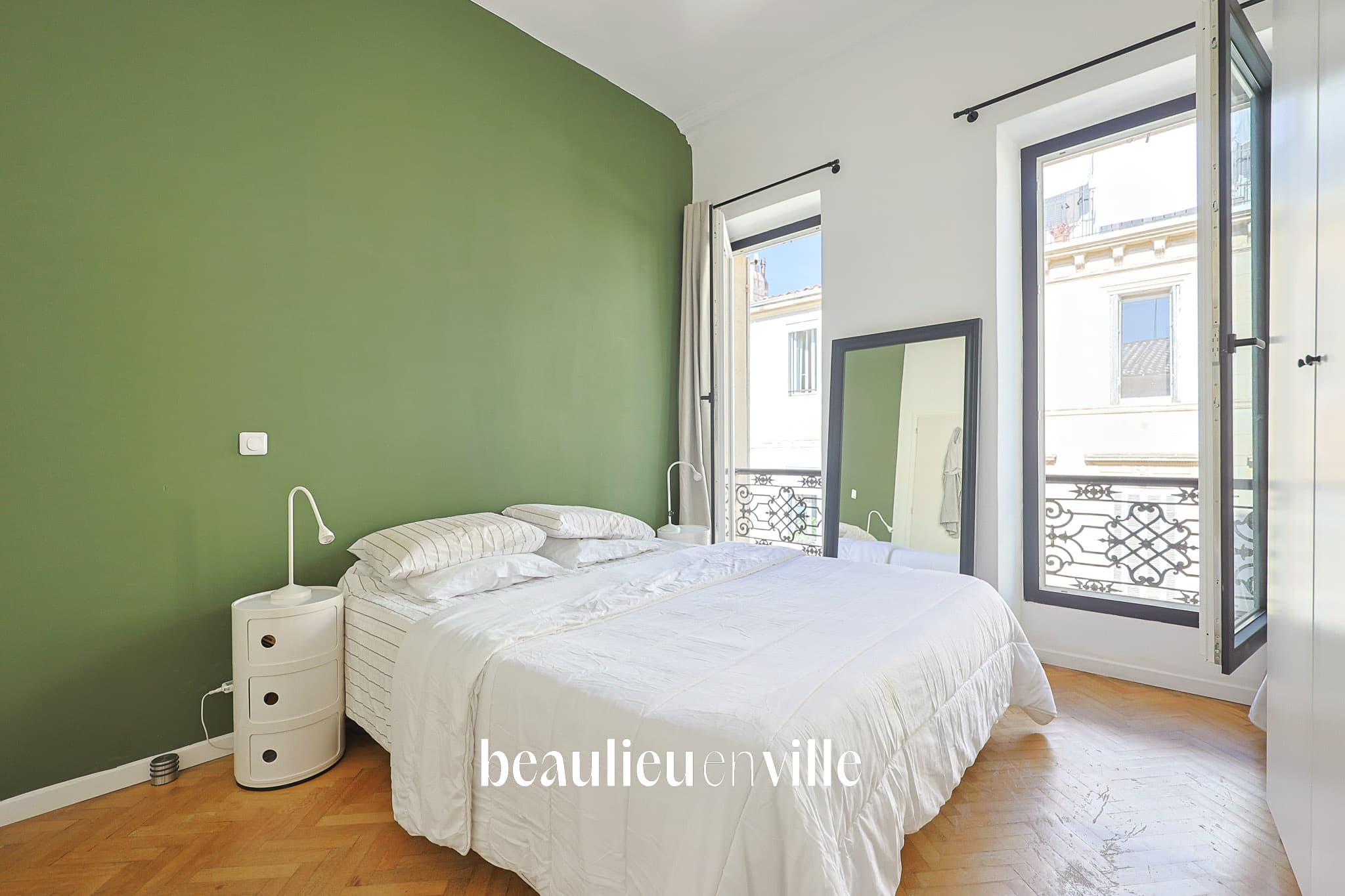 CASTELLANE/PERRIER - APPARTEMENT T3 - TRAVERSANT - DERNIER ETAGE - 6