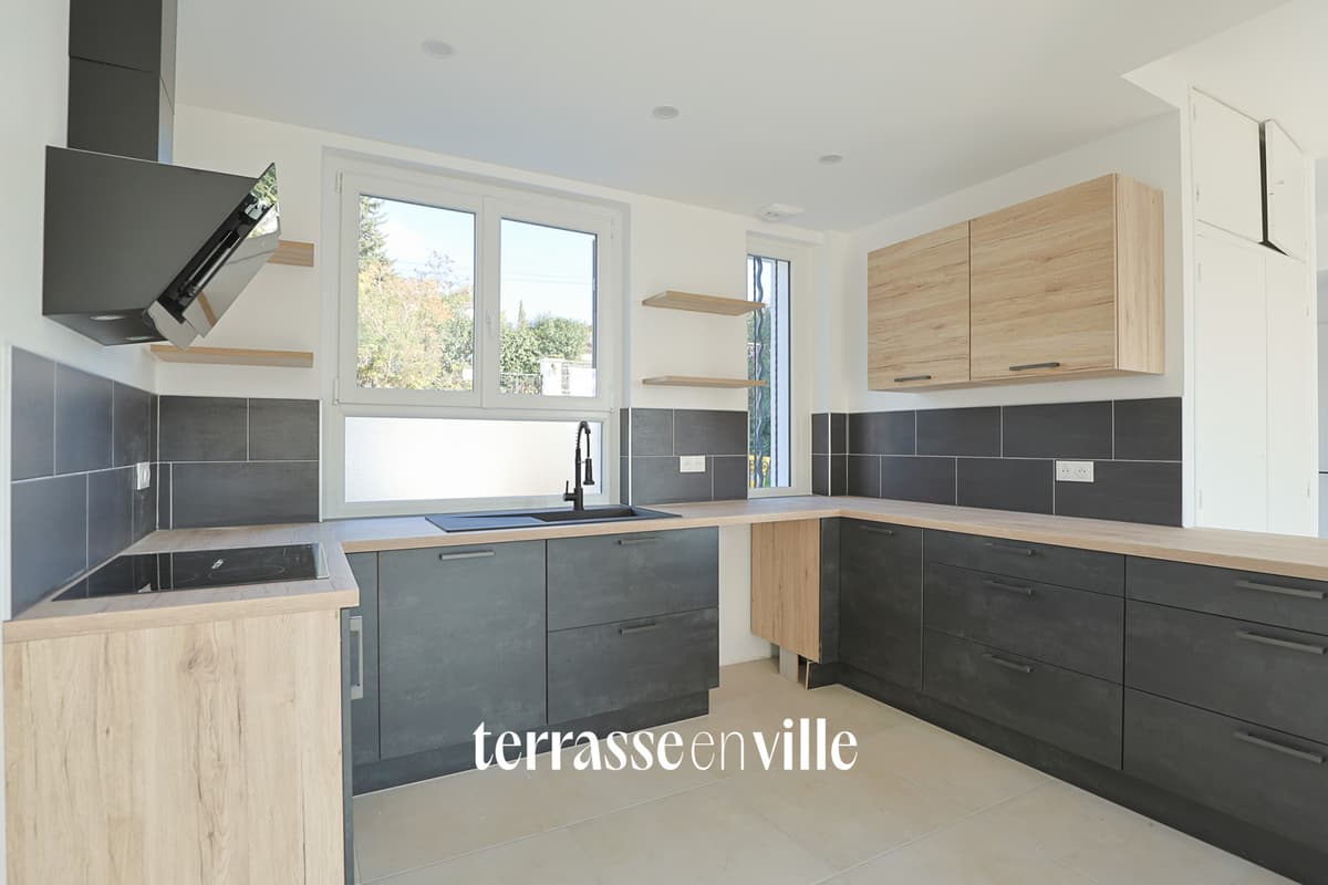 TROIS-LUCS - 13012 - MAISON T4 - 110 m2 - JARDIN 445m2 - 559 000€ - 7