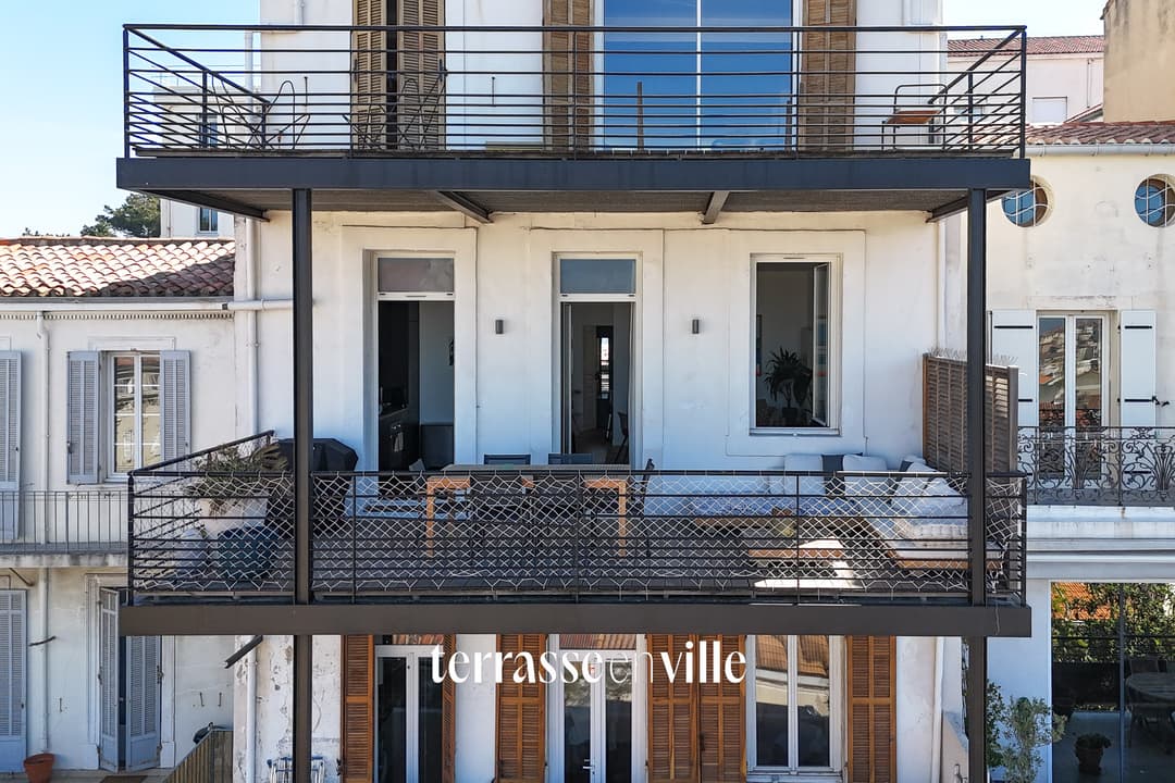 SAINT VICTOR - T3 - VUE EXCEPTIONNELLE - 580 000 EUROS