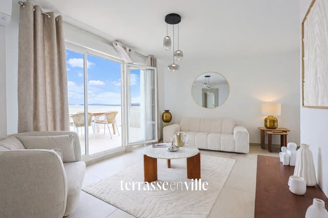 MONTOLIVET 13012 - DUPLEX T5 150M2 - DERNIER ETAGE - TERRASSES 74M2 - GARAGES EN SUS - 784 000€