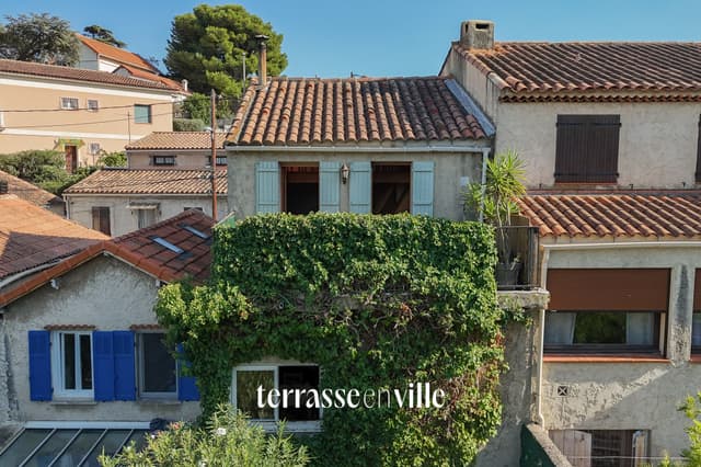 EXCLUSIVITE - SAINT-JULIEN - MAISON - JARDIN - TERRASSE - 290 000€