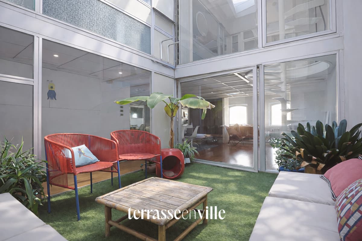 EXCLUSIVITE - VIEUX PORT - T3 148m2 - PATIO 10m2 - VUE VIEUX PORT- 750 000€
