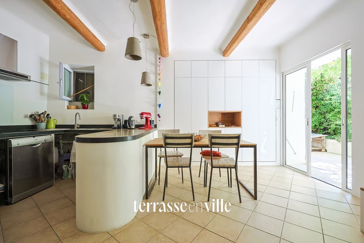 EXCLUSIVITE - PLACE ST EUGENE MAISON TERRASSE JARDIN - 750 000€ - 6