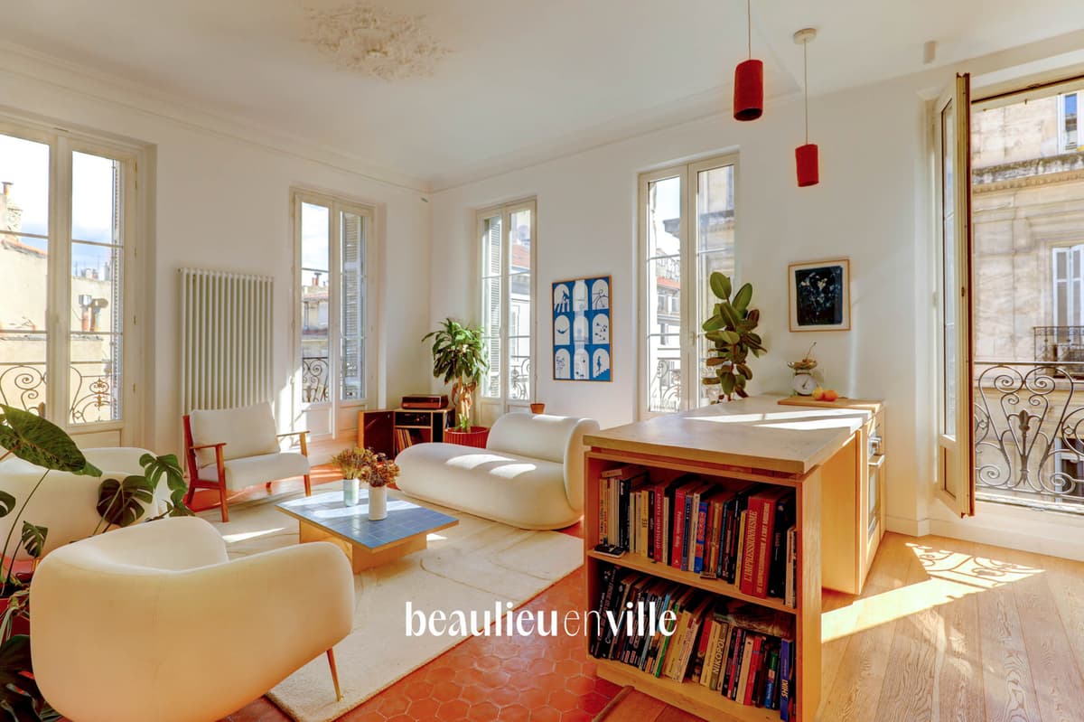 EXCLUSIVITE - RÉFORMÉS - T3/4 - 110 M2 - 389 000 EUROS