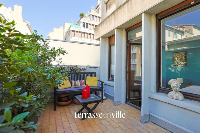 BUILDING CANEBIERE - T3 - 97M2 - TERRASSE- 310 000€