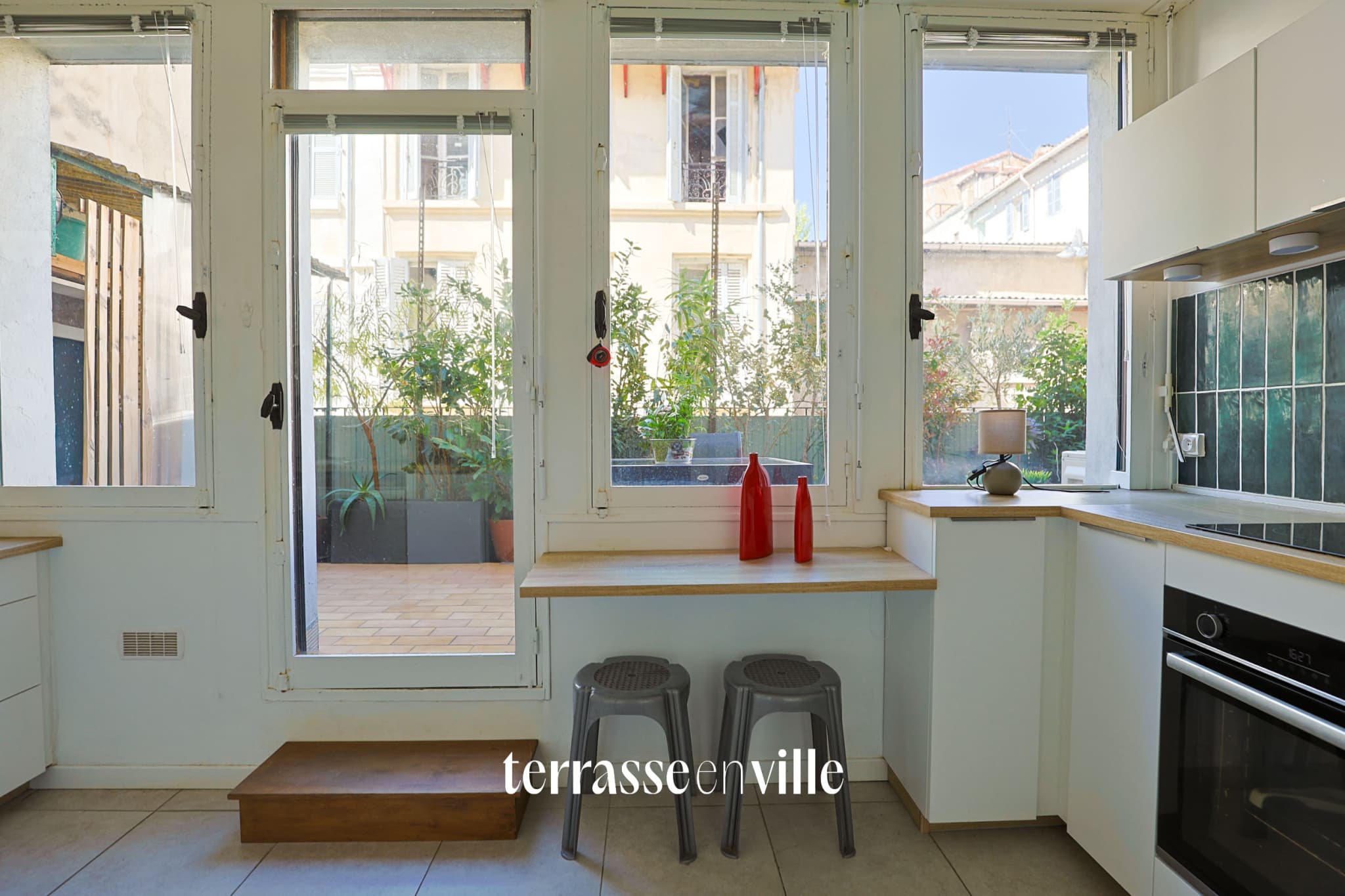 SOUS OFFRE BUILDING CANEBIERE - T3 - 97M2 - TERRASSE- 310 000€ - 6