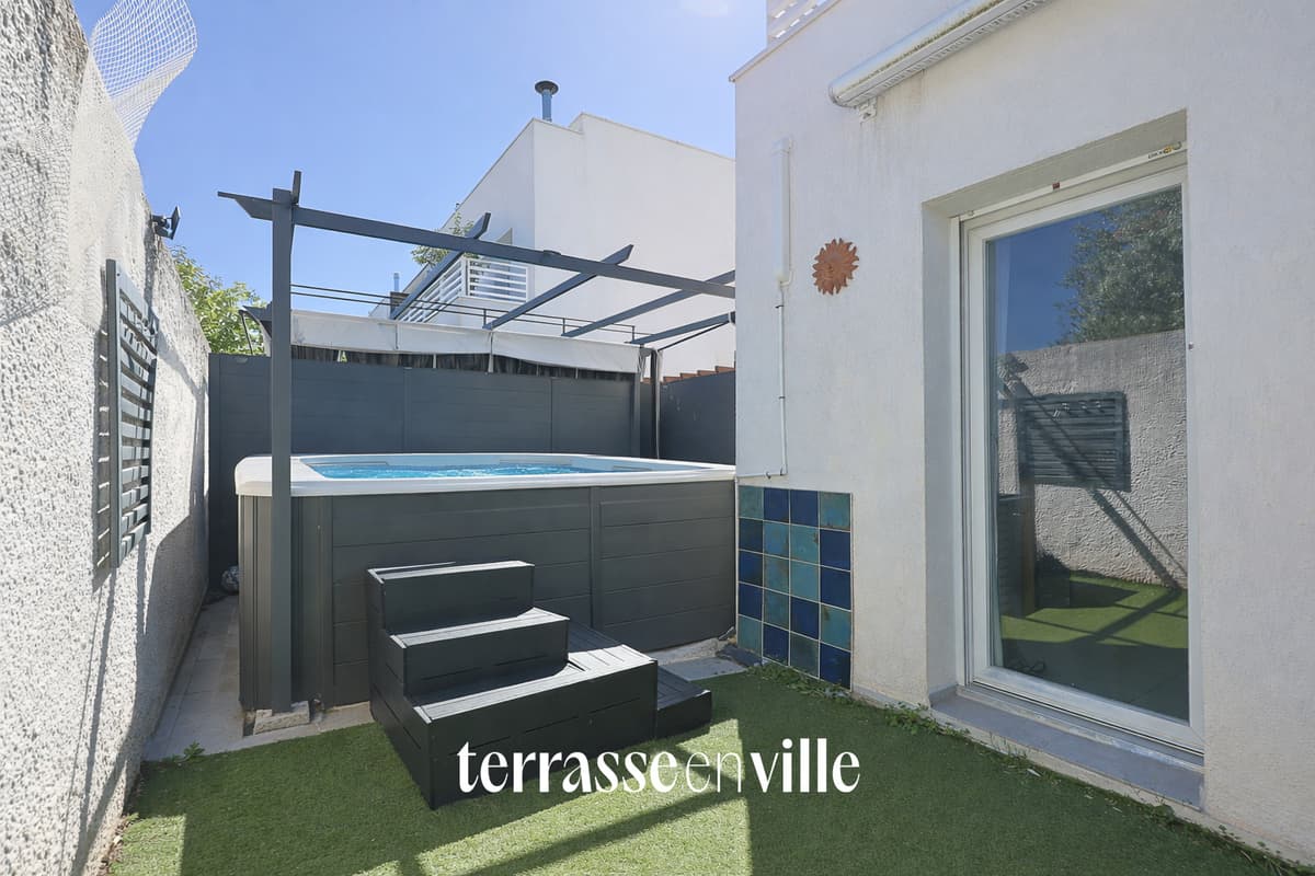 MONTOLIVET / SAINT JULIEN - 13012 - MAISON - T4 - 89 M2 - JARDIN 33 m2 - GARAGE - 415 000 € - 5