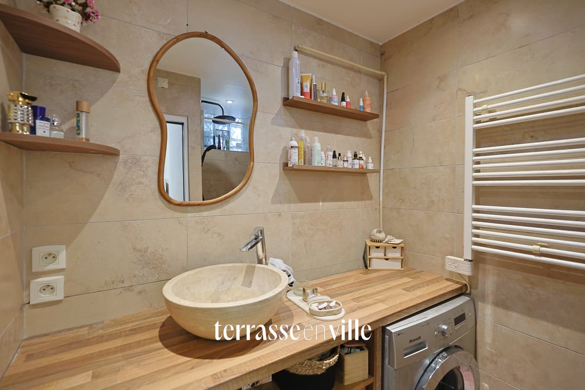 T2 - 53M2 - TERRASSE - JARDIN - PARKING - CAVE - 7