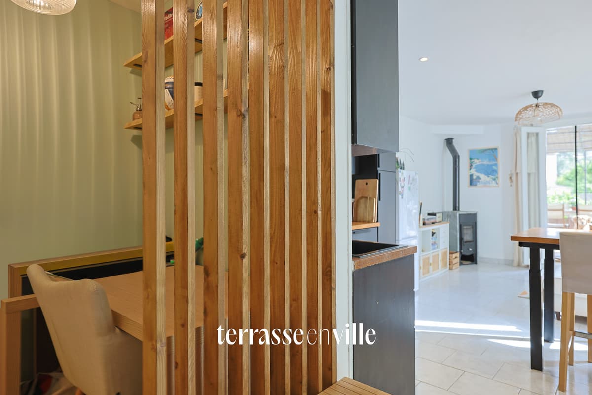 T2 - 53M2 - TERRASSE - JARDIN - PARKING - CAVE - 6