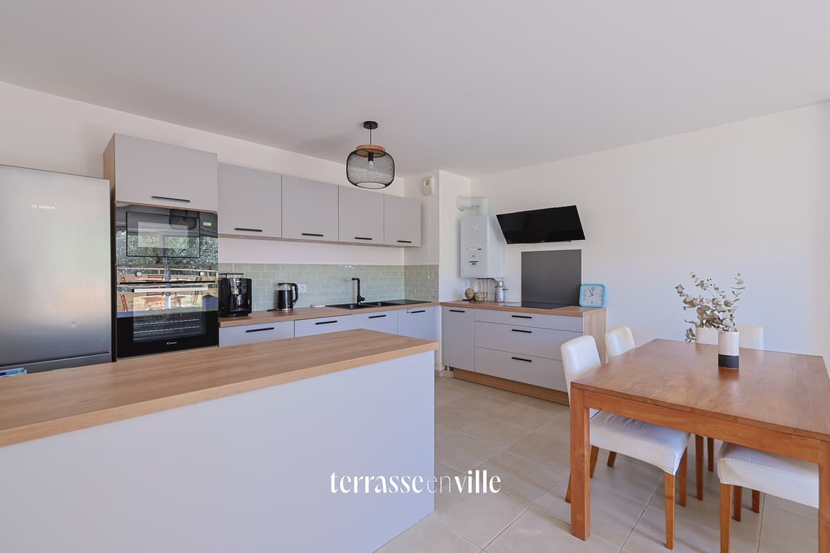 EXCLUSIVITÉ - LES ROUTES - APPARTEMENT T4 89m2 TERRASSE 25m2 368 000€ - 4