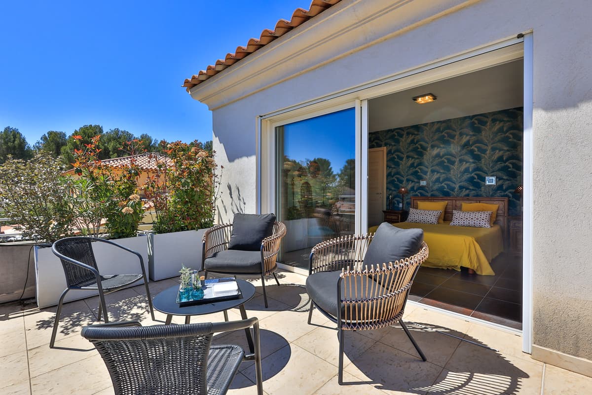LA CIOTAT - VILLA T5 - 172M2 - GARAGE - PARCELLE 700M2 - VUE MER - 1 350 000€ - 1