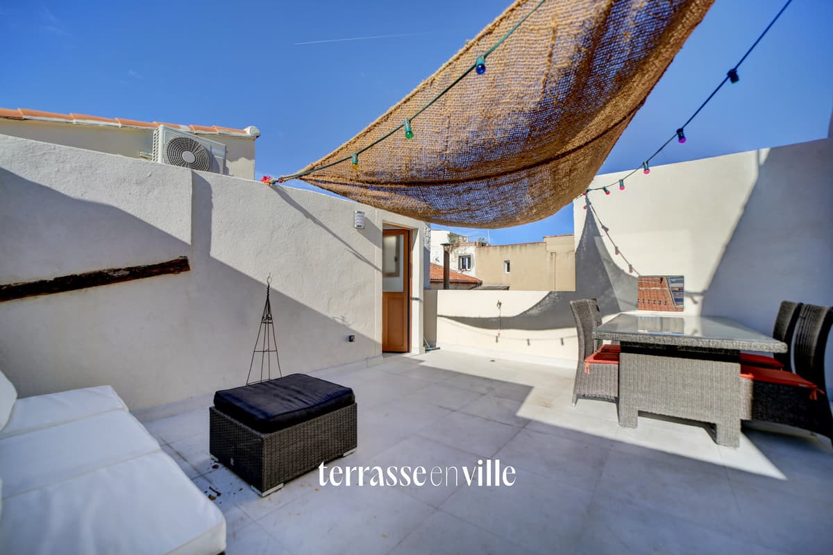 EXCLUSIVITÉ - LA CIOTAT - CENTRE HISTORIQUE - APPARTEMENT T2/3 62M2 - TERRASSE 24M2- VUE MER - 365 000€ - 3