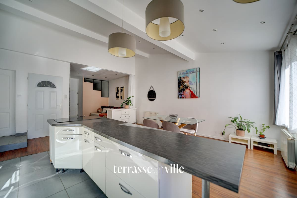 EXCLUSIVITÉ - LA CIOTAT - CENTRE HISTORIQUE - APPARTEMENT T2/3 62M2 - TERRASSE 24M2- VUE MER - 365 000€ - 4