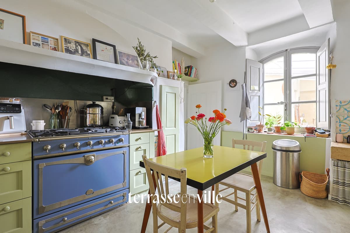 LA CIOTAT - CŒUR HISTORIQUE - APPARTEMENT T4 - 80 M2 - JARDIN PRIVATIF - PARCELLE 350M2 - 680 000 € - 6