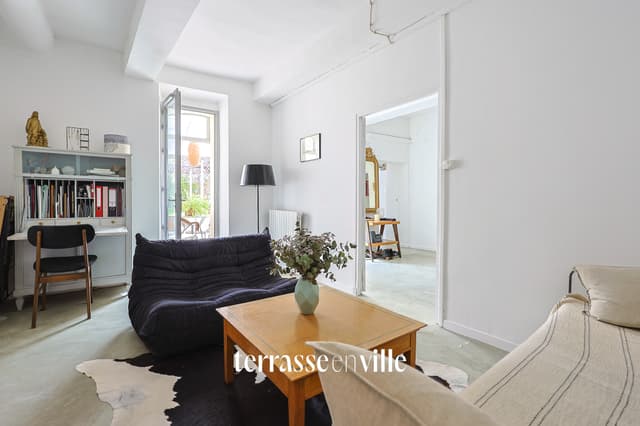 LA CIOTAT - CŒUR HISTORIQUE - APPARTEMENT T4 - 80 M2 - JARDIN PRIVATIF - PARCELLE 350M2 - 680 000 €