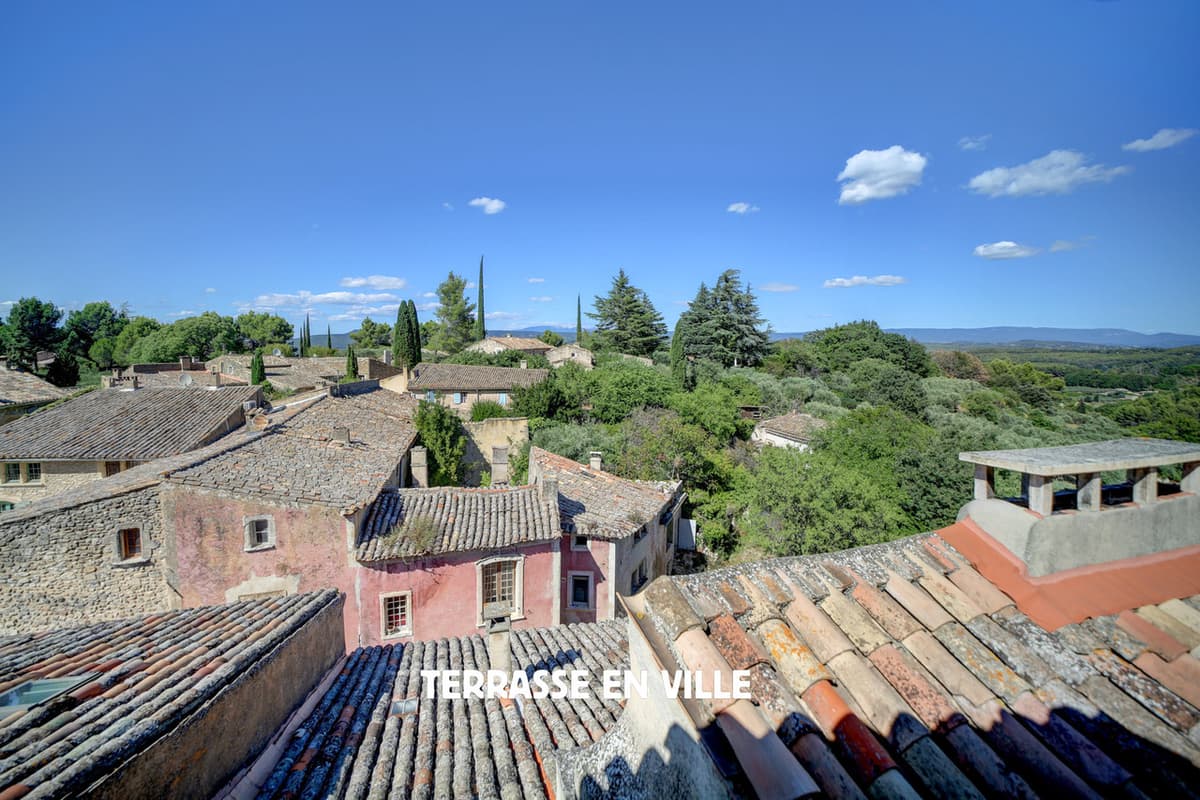 LUBERON - OPPEDE LE VIEUX - MAISON DE CHARME - 3 CHAMBRES D’HÔTES - 790 000 € - 3