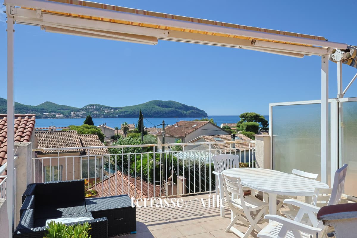 LES LECQUES - BEAU DUPLEX - 56M2 - TERRASSE VUE MER - PARKING - 390 000€ - 2