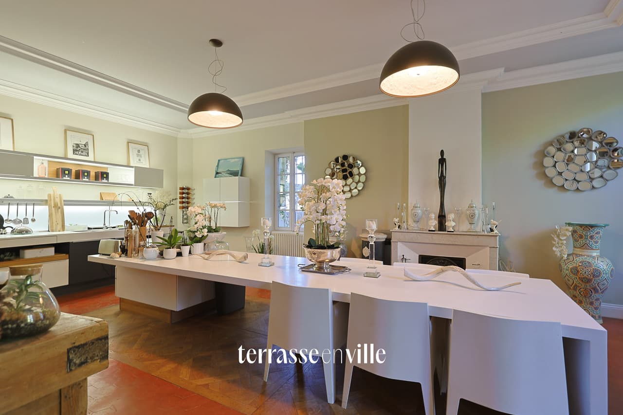 LA CRAU - Bastide de charme - 400 M2 - 7