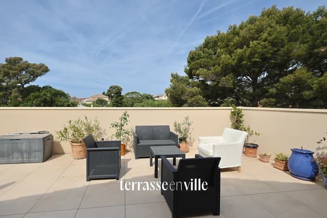 T4 DUPLEX 89M2 - DERNIER ETAGE - TERRASSES