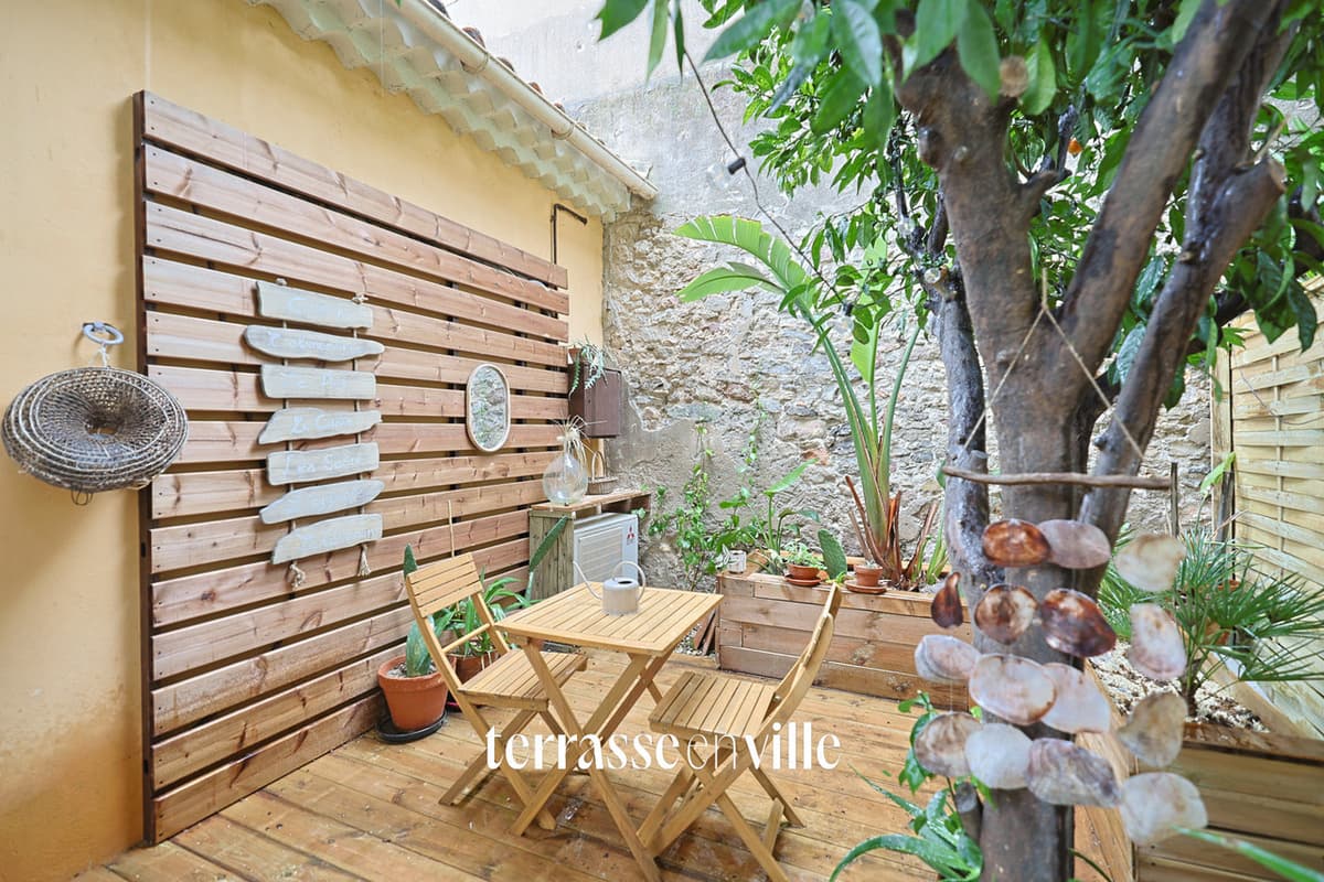 MAISON - T2 - 43 M2 - CENTRE VILLE - HYERES - TERRASSE 249 000 € - 4