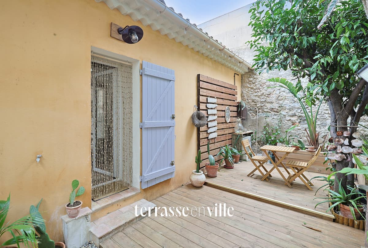 MAISON - T2 - 43 M2 - CENTRE VILLE - HYERES - TERRASSE 249 000 € - 5