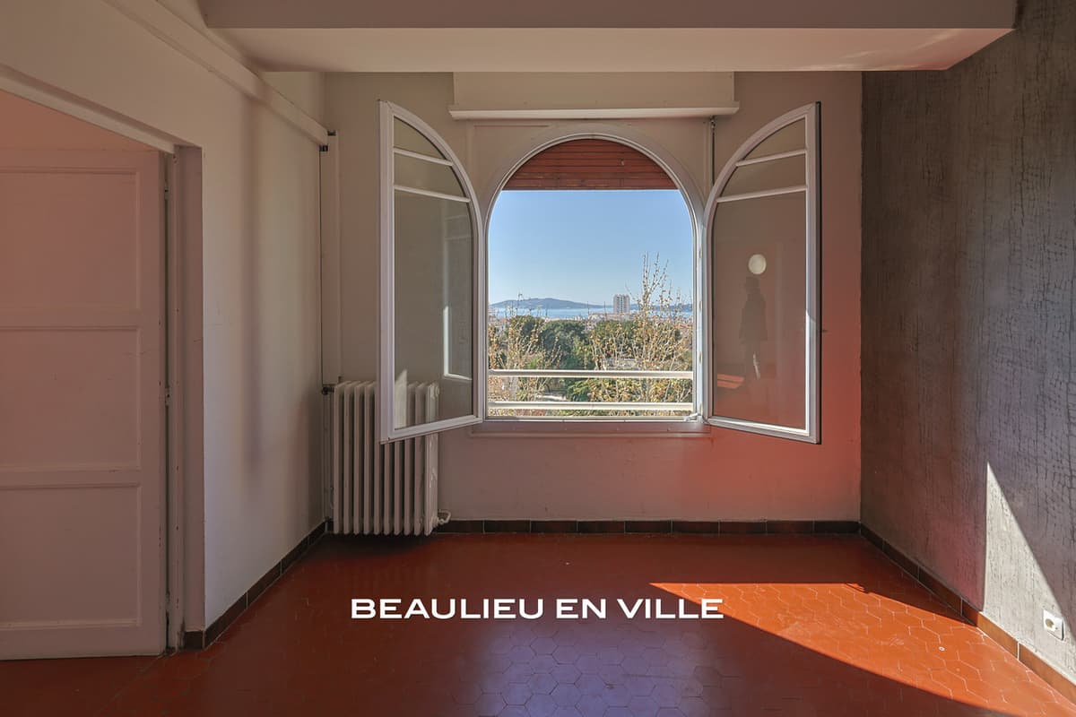 EXCLUSIVITE - TOULON - CLARET - DERNIER ETAGE - T2/3 64M2 - VUE MER - 172 000€