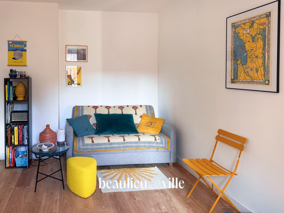 CHARMANT T2 - COEUR DE VILLE - 40M2 - PROCHE PORT ET PLAGES - PARFAIT ETAT - 179 000€