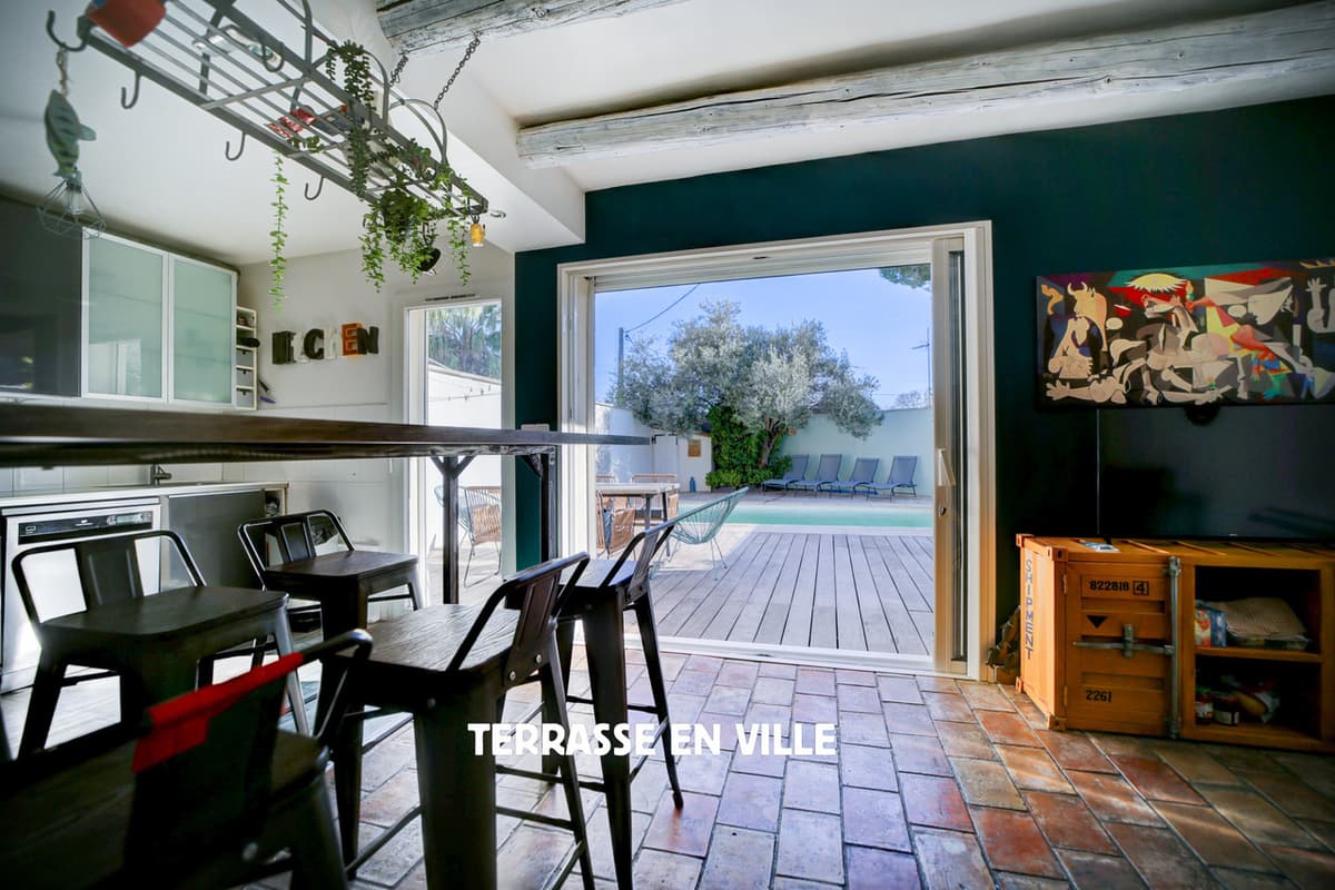 LA CIOTAT - MAISON INDIVIDUELLE - T4 - 91M2 - PISCINE - 4 PLACES DE PARKING - 550000€ - 2