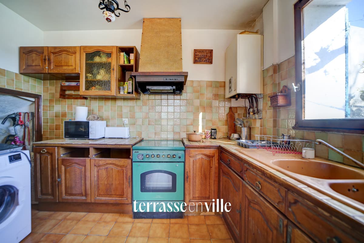 LA CIOTAT - PROCHE PORT - MAISON DE VILLE T4 - 83m2 - JARDIN - 485000€ - 6