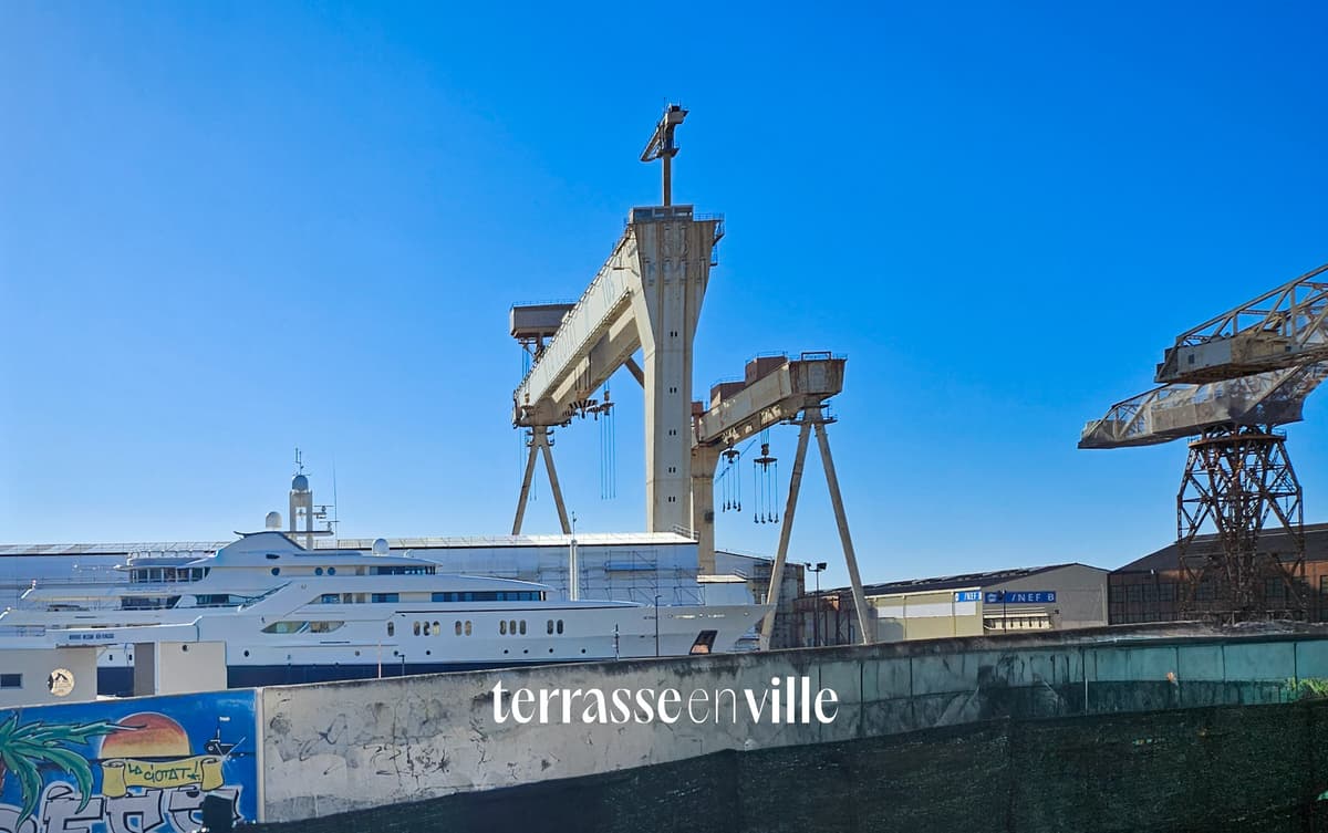 LA CIOTAT - PROCHE PORT - MAISON DE VILLE T4 - 83m2 - JARDIN - 485000€ - 7