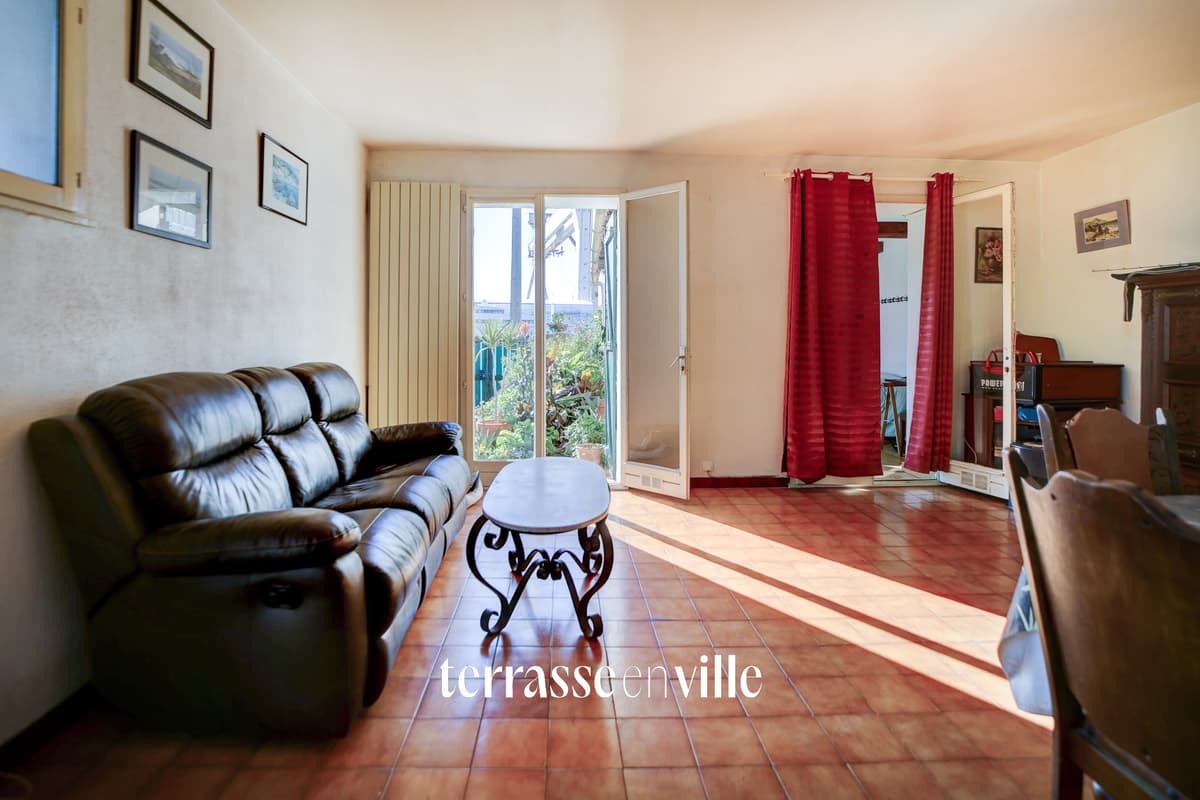 LA CIOTAT - PROCHE PORT - MAISON DE VILLE T4 - 83m2 - JARDIN - 485000€ - 5