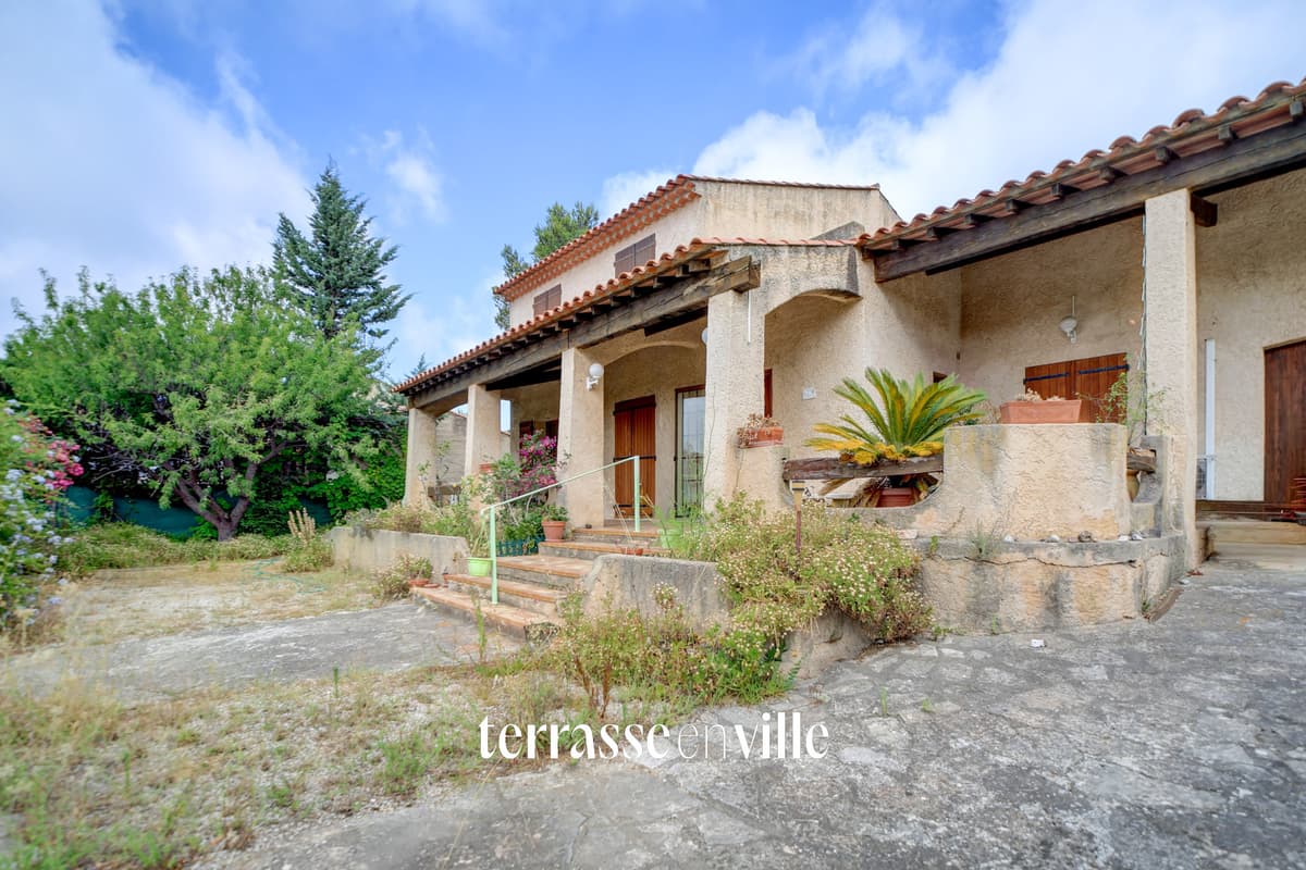 SAINT CYR SUR MER - SUPER BAUMELLES - MAISON T5 - PROCHE MER - GARAGE - 715000€