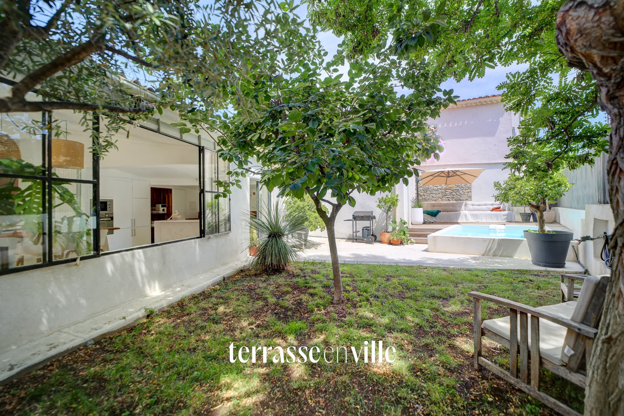 EXCLUSIVITÉ - LA CIOTAT - CENTRE VILLE - MAISON T5 170m2 - GARAGE 50m2 - LOCAL COMMERCIAL LOUÉ - 938000€ - 3
