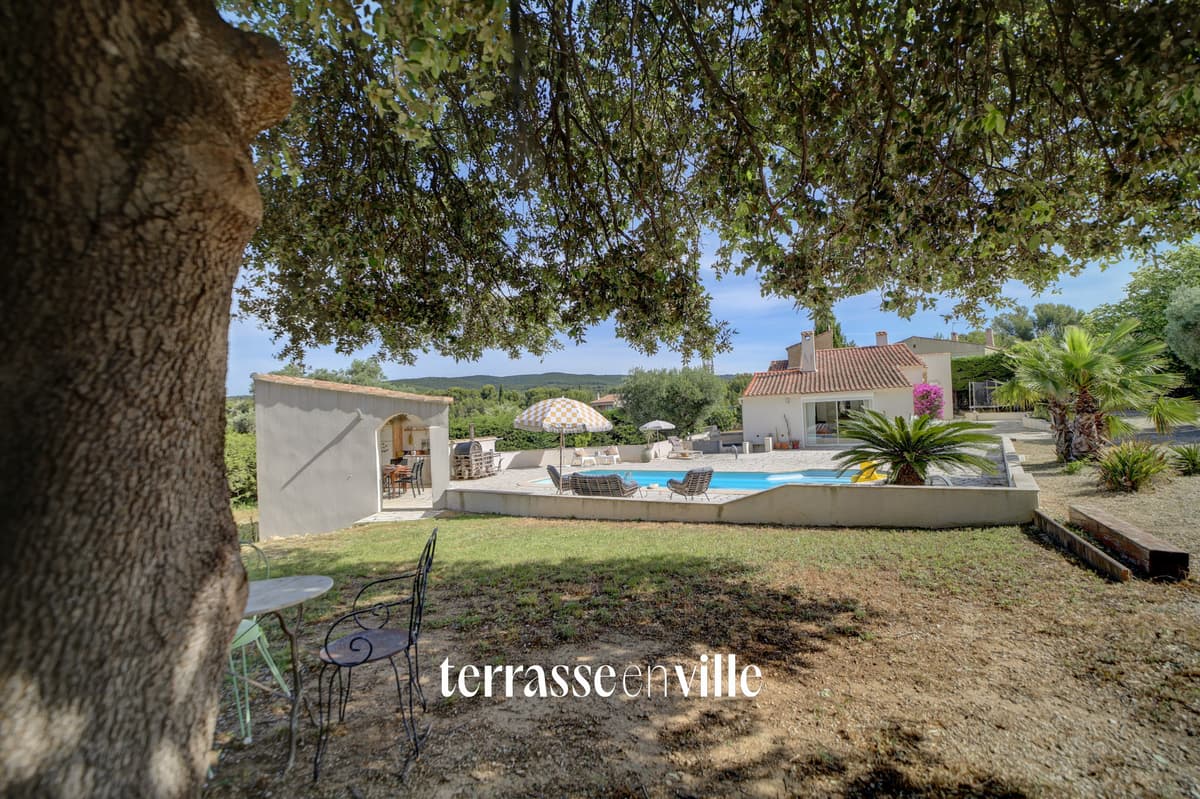 ST CYR-SUR-MER - VILLA FAMILIALE T5 RÉNOVÉE - JARDIN 2100 M2 - PISCINE - GARAGE - 790 000 € - 4