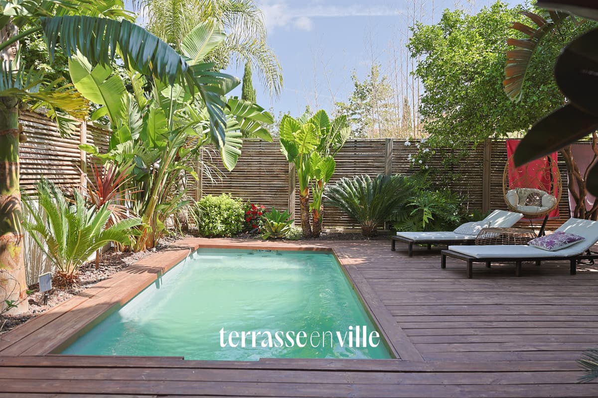 EXCLUSIVITE - TOULON - CAP BRUN - MAISON T 5 - 163 M2 - PISCINE - JARDIN - PROXIMITE IMMEDIATE DES ECOLES - 2