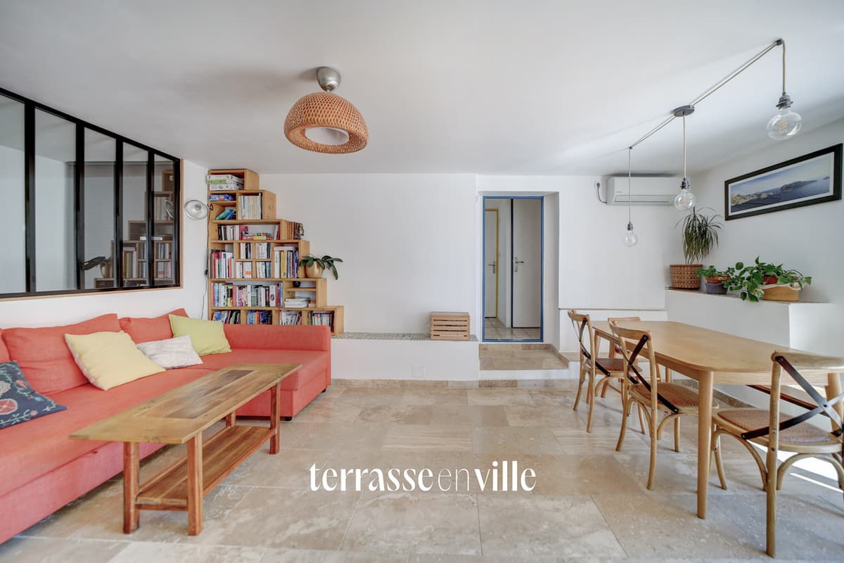 CEYRESTE - REZ-DE-JARDIN - T3 - 76 M2 - JARDIN 540 M2 - VUE DEGAGEE SUR LE VALLON - 399 000 € - 6