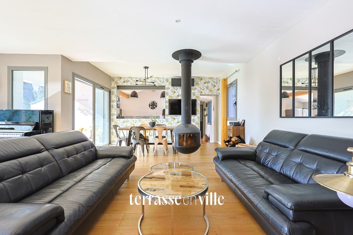 LA CIOTAT - MAISON FAMILIALE - FIGUEROLLES - T6 - 204 M2 + T2 40 M2 - PISCINE - TERRAIN 1041M2 - VUE MER - 1 7 - 5
