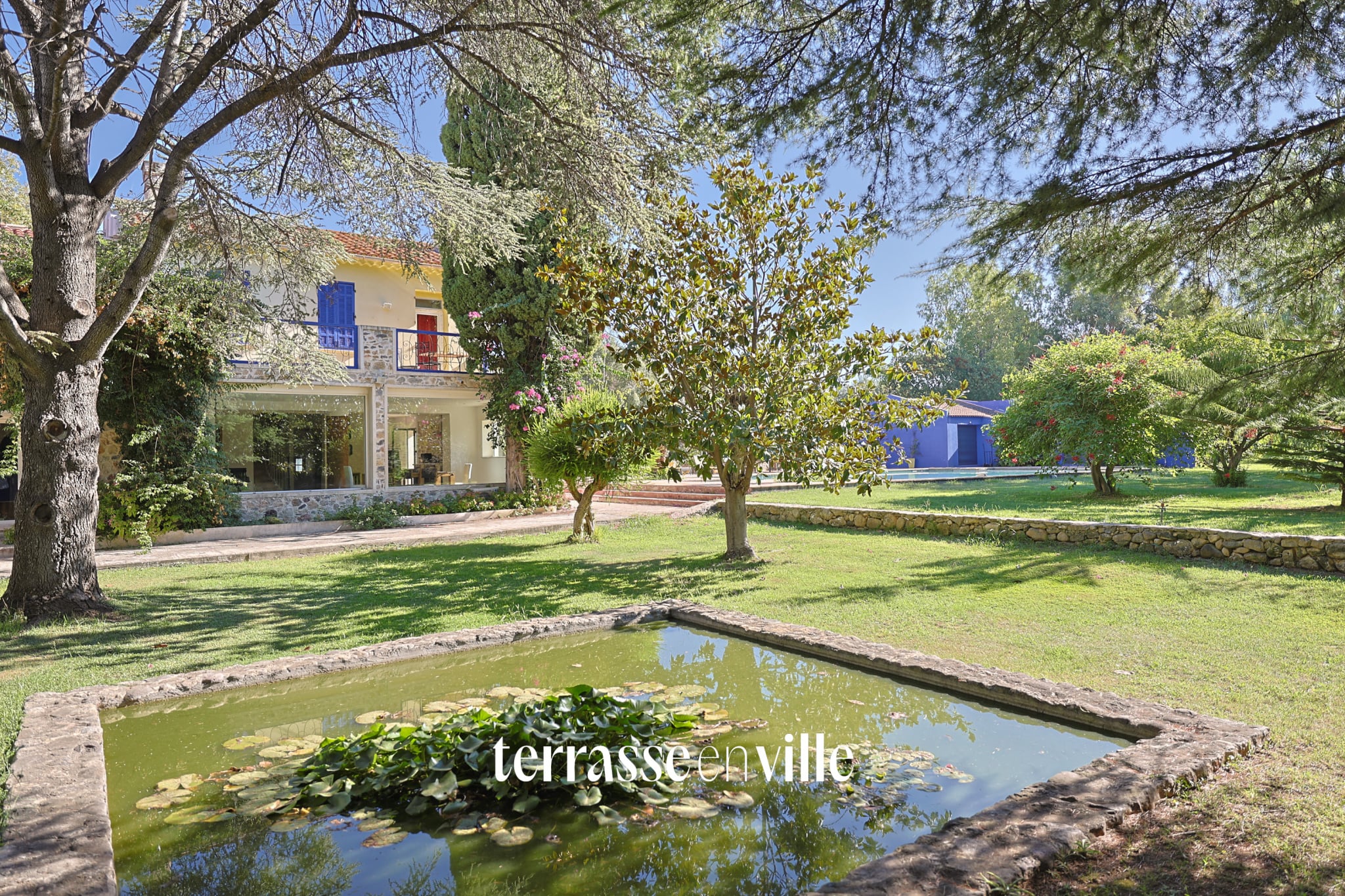 BASTIDE 400M2 - PARCELLE 2600M2 - PISCINE - DEPENDANCES - 1 280 000€
