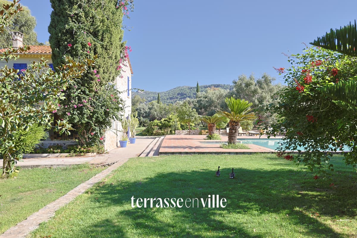 BASTIDE 400M2 - PARCELLE 2600M2 - PISCINE - DEPENDANCES - 3