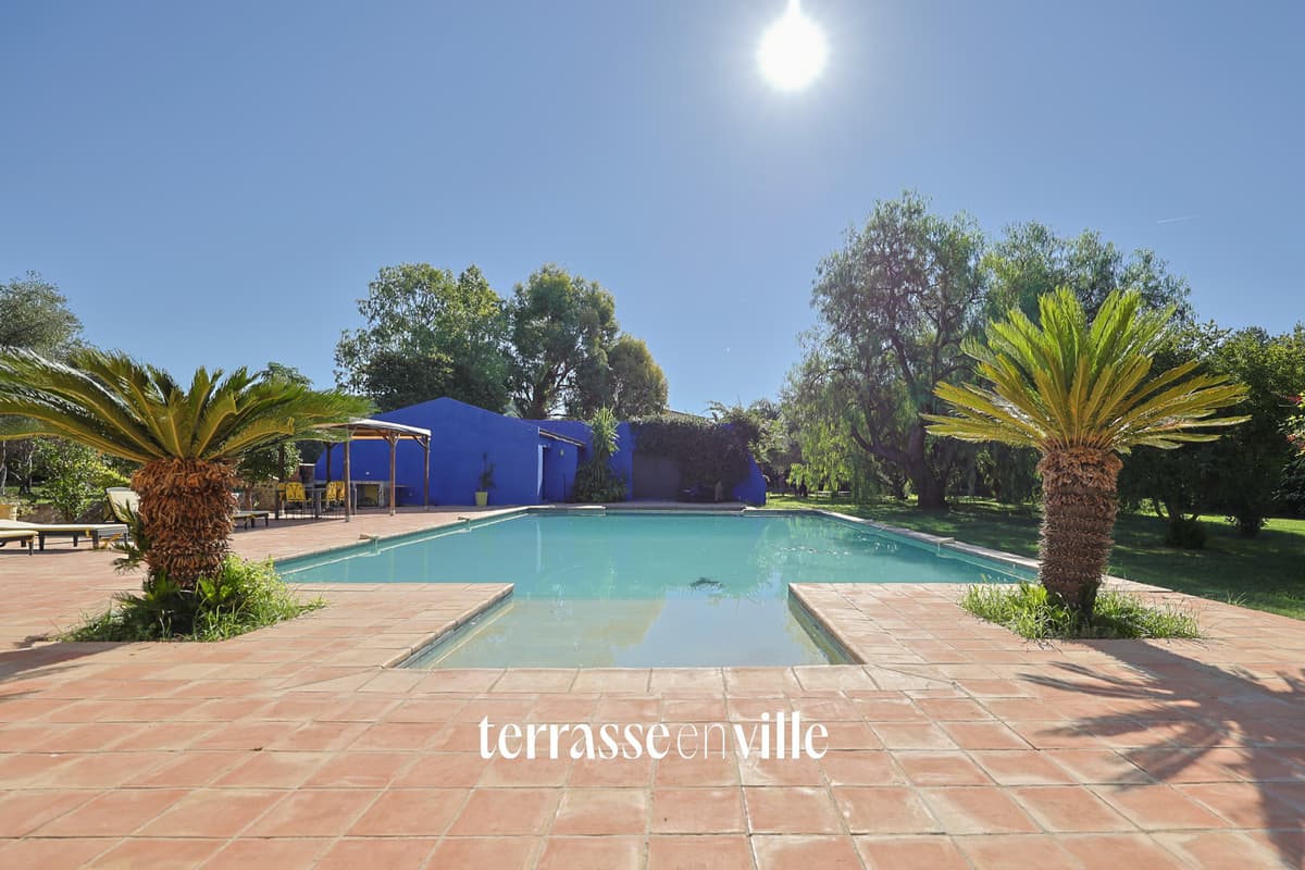 BASTIDE 400M2 - PARCELLE 2600M2 - PISCINE - DEPENDANCES - 4