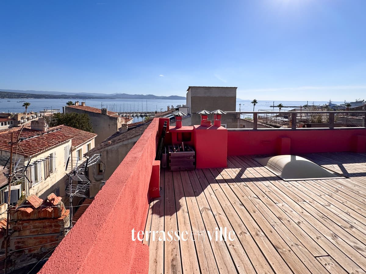 T2 - 28M2 - DERNIER ETAGE - ROOFTOP VUE MER 40 M2 - 249 000€ - 2