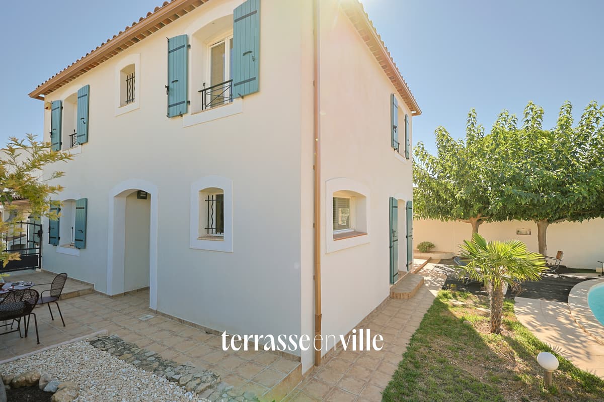 CUERS - MAISON FAMILIALE - T6 - 125 M2 - PISCINE - GARAGE - 4