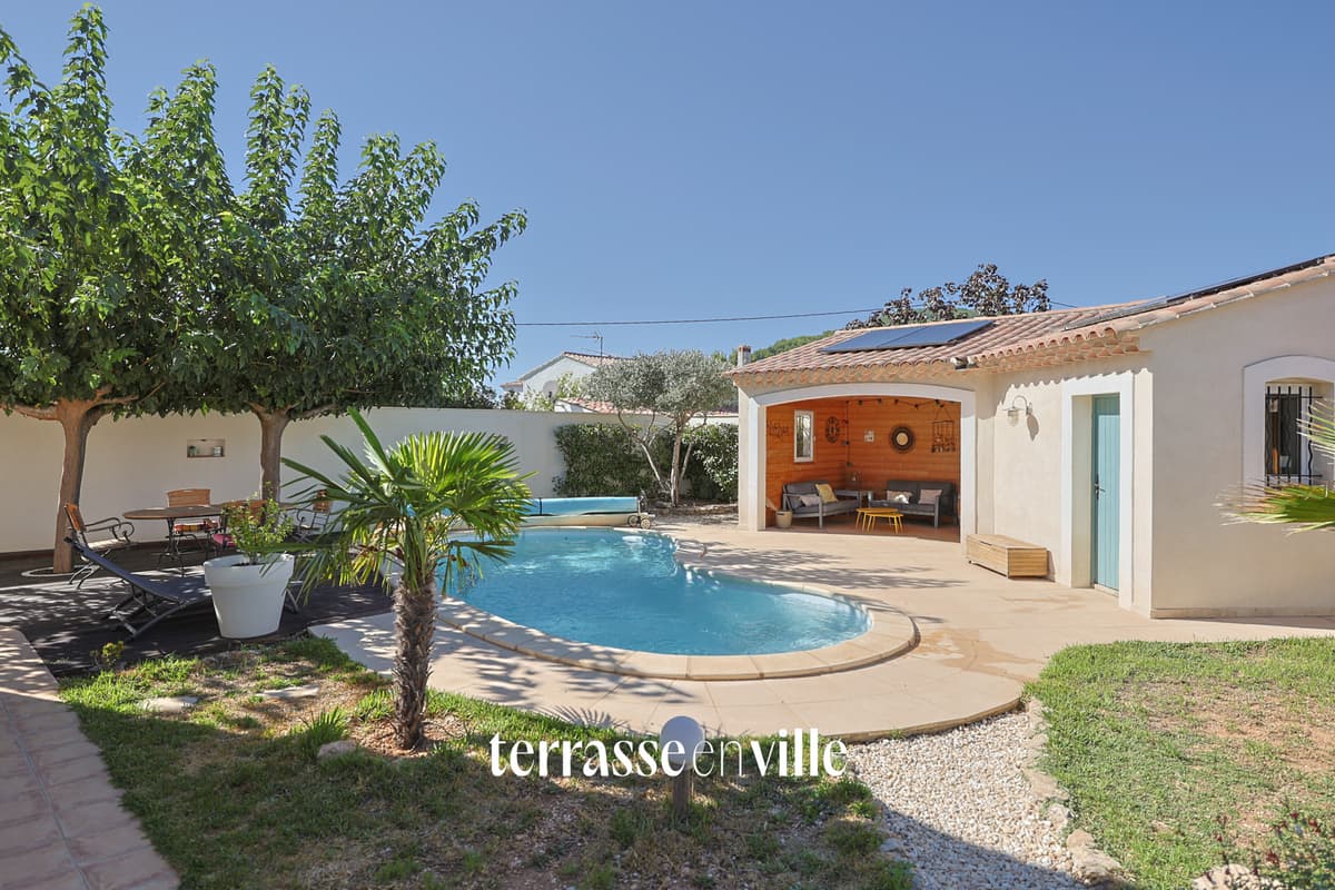 CUERS - MAISON FAMILIALE - T6 - 125 M2 - PISCINE - GARAGE - 3