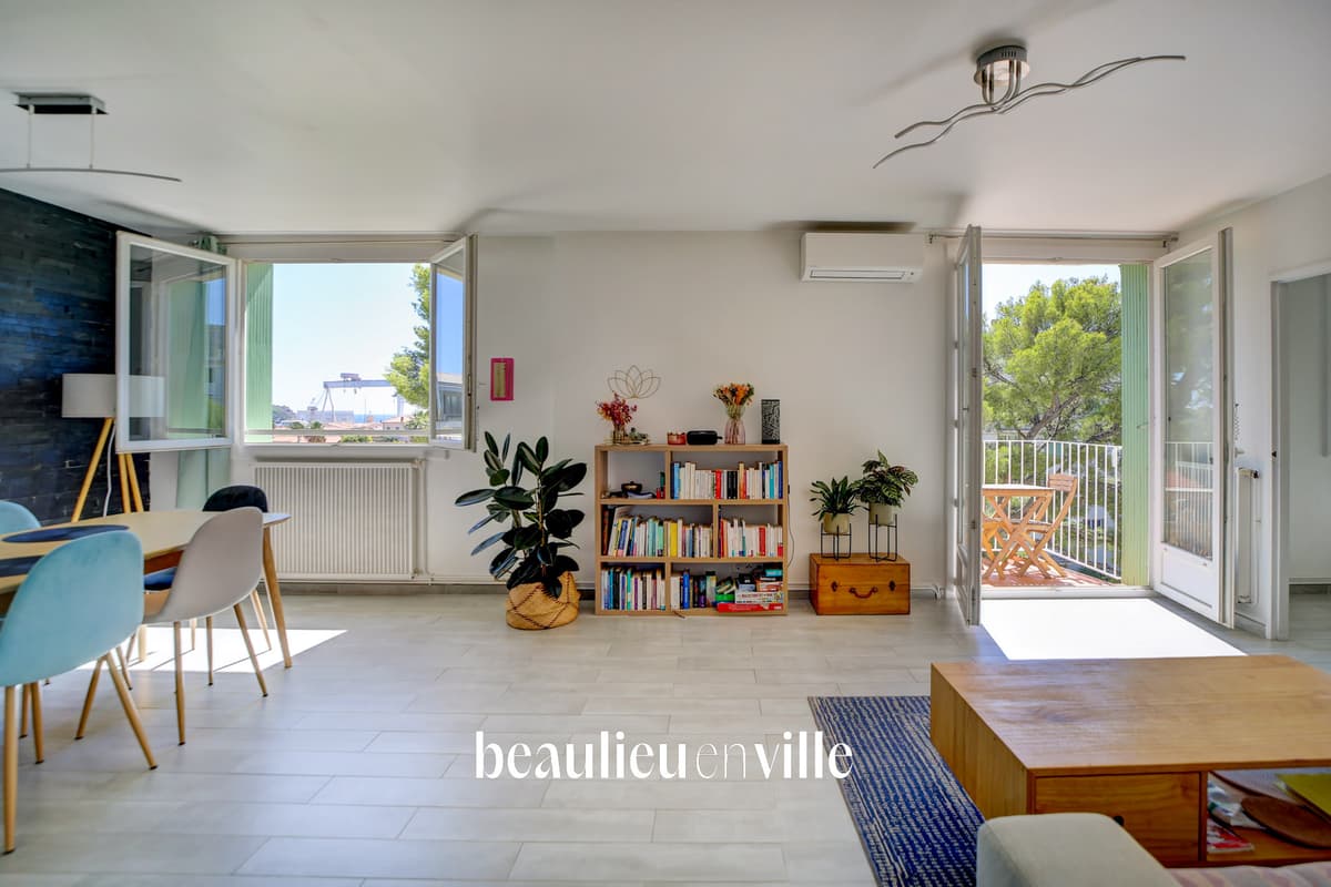 LA CIOTAT - JARDIN DE LA VILLE - APPARTEMENT T3 65m2 - BALCON - VUE DEGAGÉE - 340 000€ - 4
