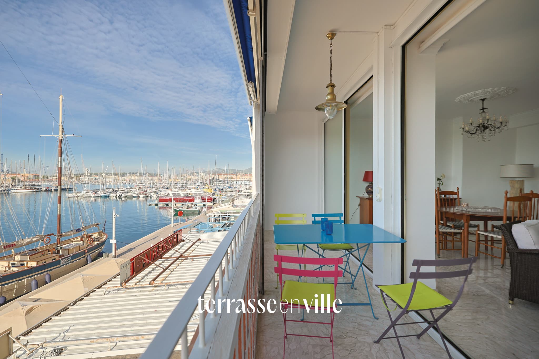 TOULON - PORT - T2 - 70M2 - TERRASSE - 390 000€ - 2