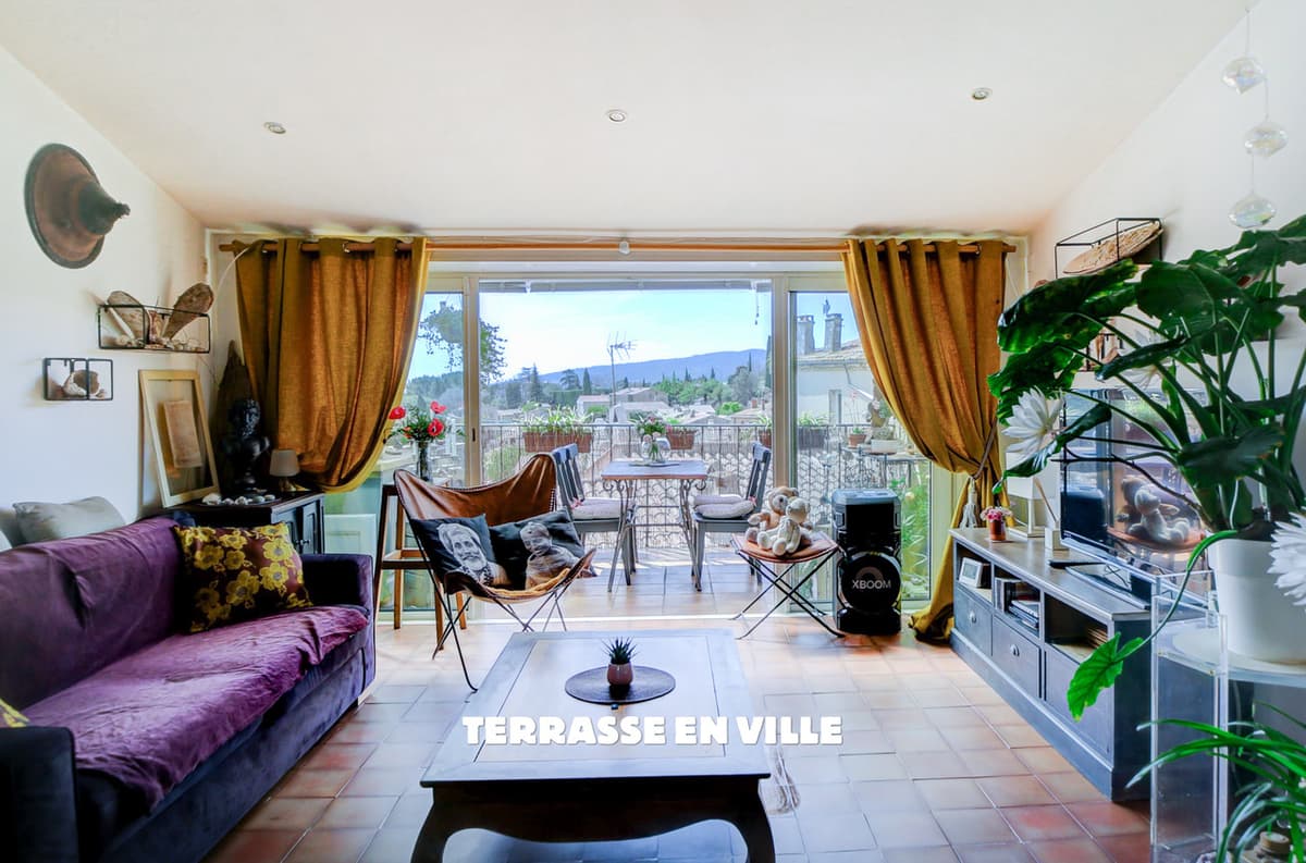 EXCLUSIVITÉ - CEYRESTE - AUTHENTIQUE MAISON DE VILLAGE T3/4 - TERRASSE - VUE TOITS ET COLLINES - 3