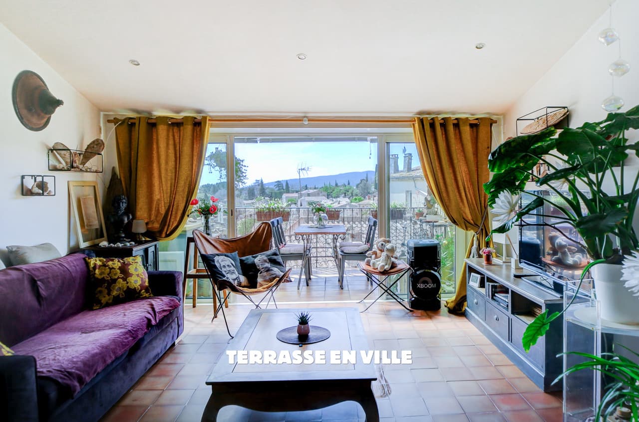 EXCLUSIVITÉ - CEYRESTE - AUTHENTIQUE MAISON DE VILLAGE T3/4 - TERRASSE - VUE TOITS ET COLLINES - 3